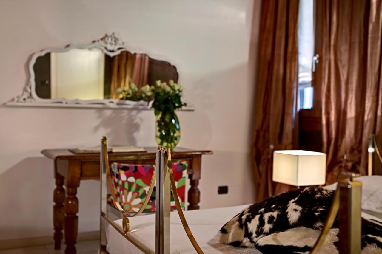 Il Vicolo Aparthotel Verona Exteriör bild